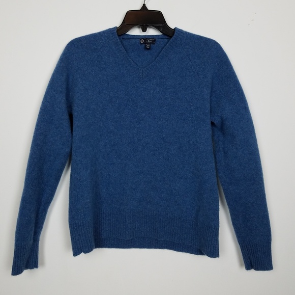 J. Crew Dresses & Skirts - 100% wool J. crew Cozy blue sweater   size L